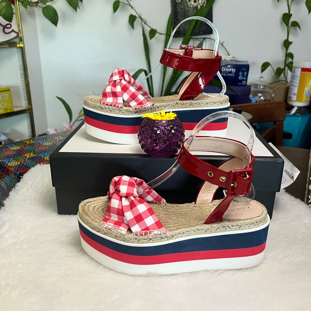Gucci Vernice Crystal Espadrille Platform Sandals
Red Blue Gingham sz 38.5 NWT